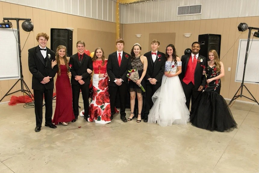 Mexico High School Prom King and Queen Crowned