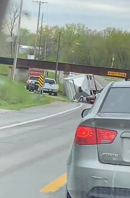 Load On A Truck Causes Delays On East Liberty