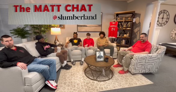 Several Members Of State Ranked Mexico Bulldogs Boys Basketball Team Join A Matt Chat At Slumberland