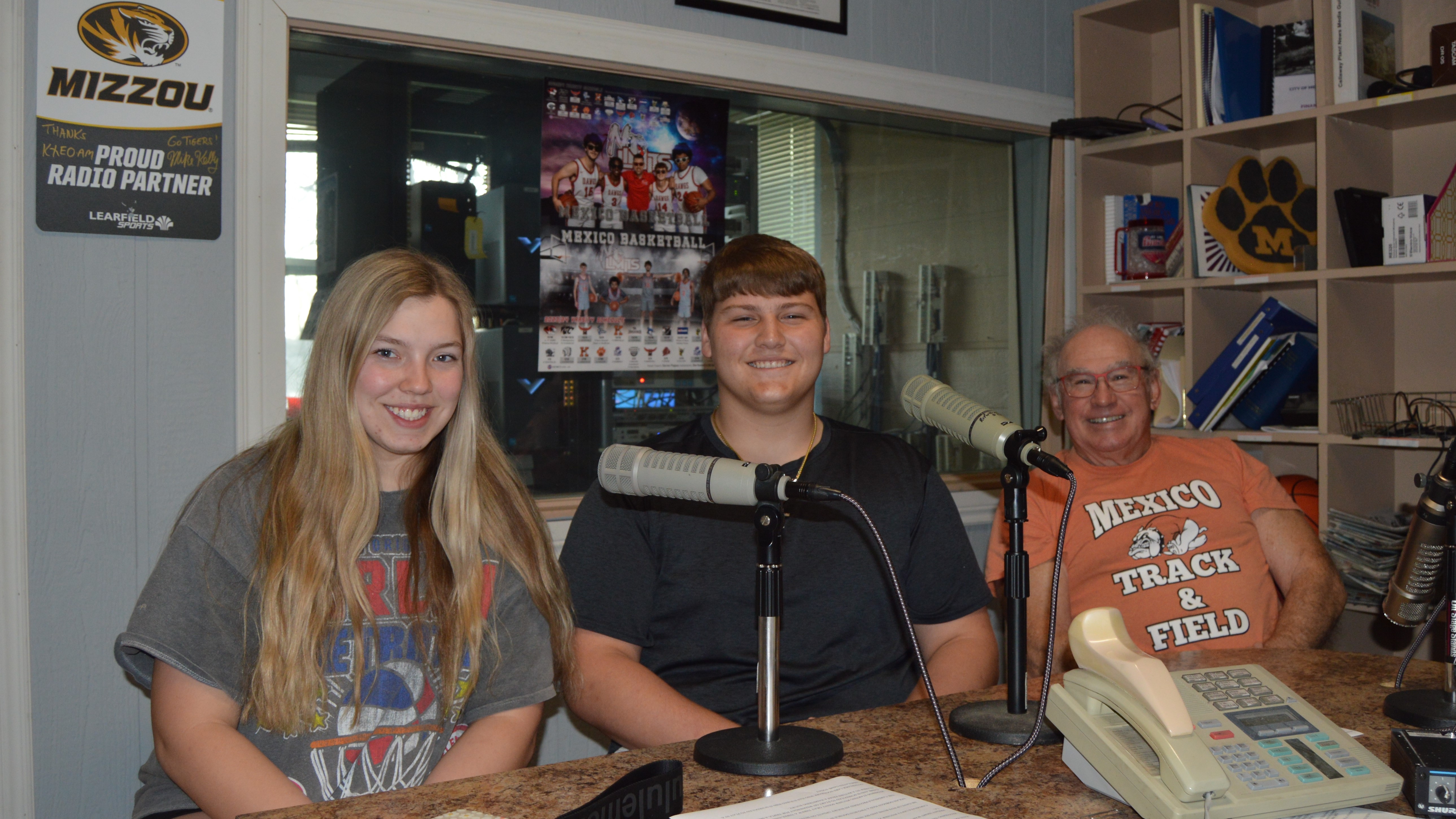 Mexico Track And Field’s Eli Arnold And Buck Green Join AM 1340 KXEO Sports Talk Show The Buzzer Beater