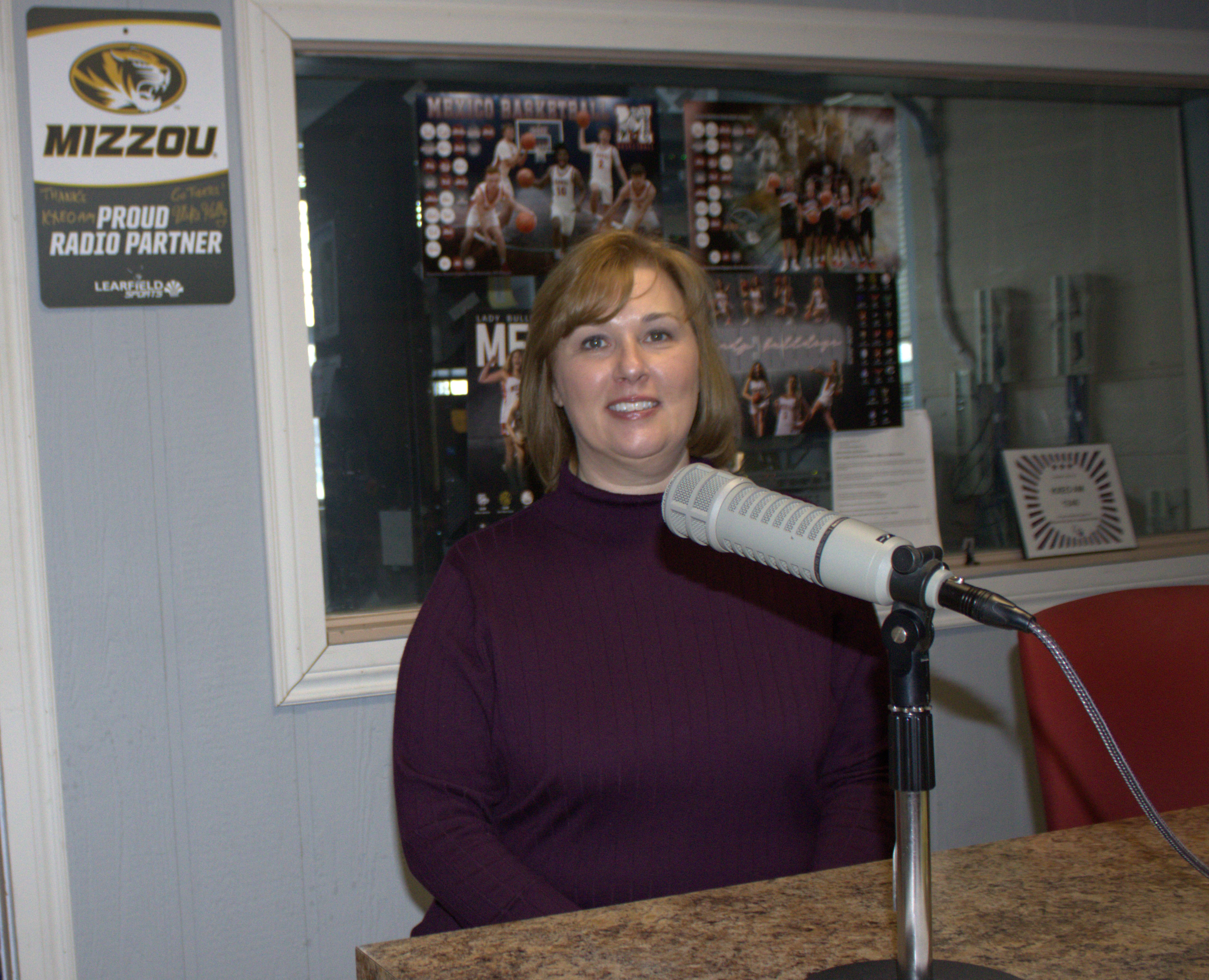 Community Bank And Mid-Missouri Market President For Homebank Mary Dickey Joins AM 1340 KXEO Am I Awake Morning Show