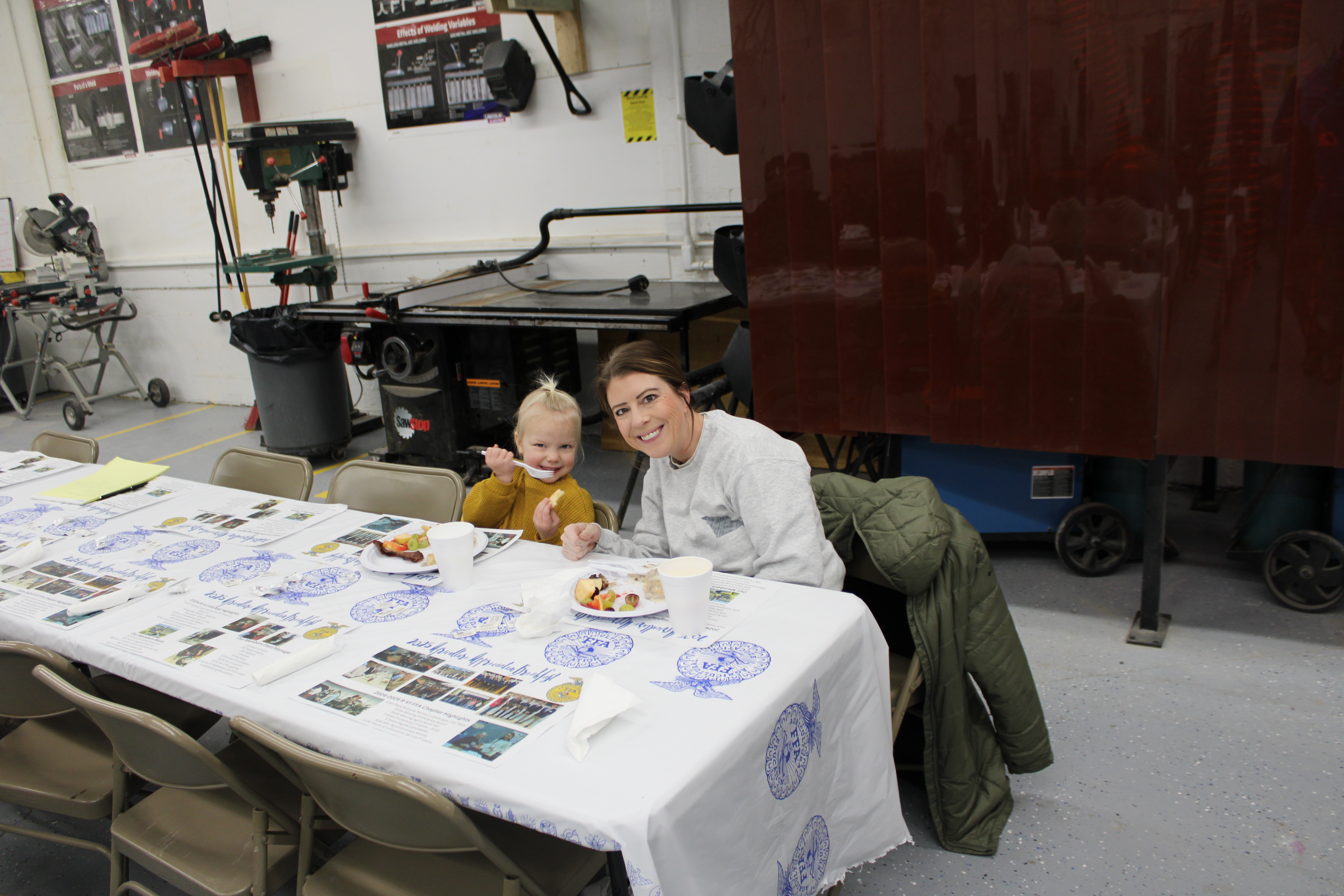 Audrain County R-VI Chapter Hosts Ag Appreciation Breakfast