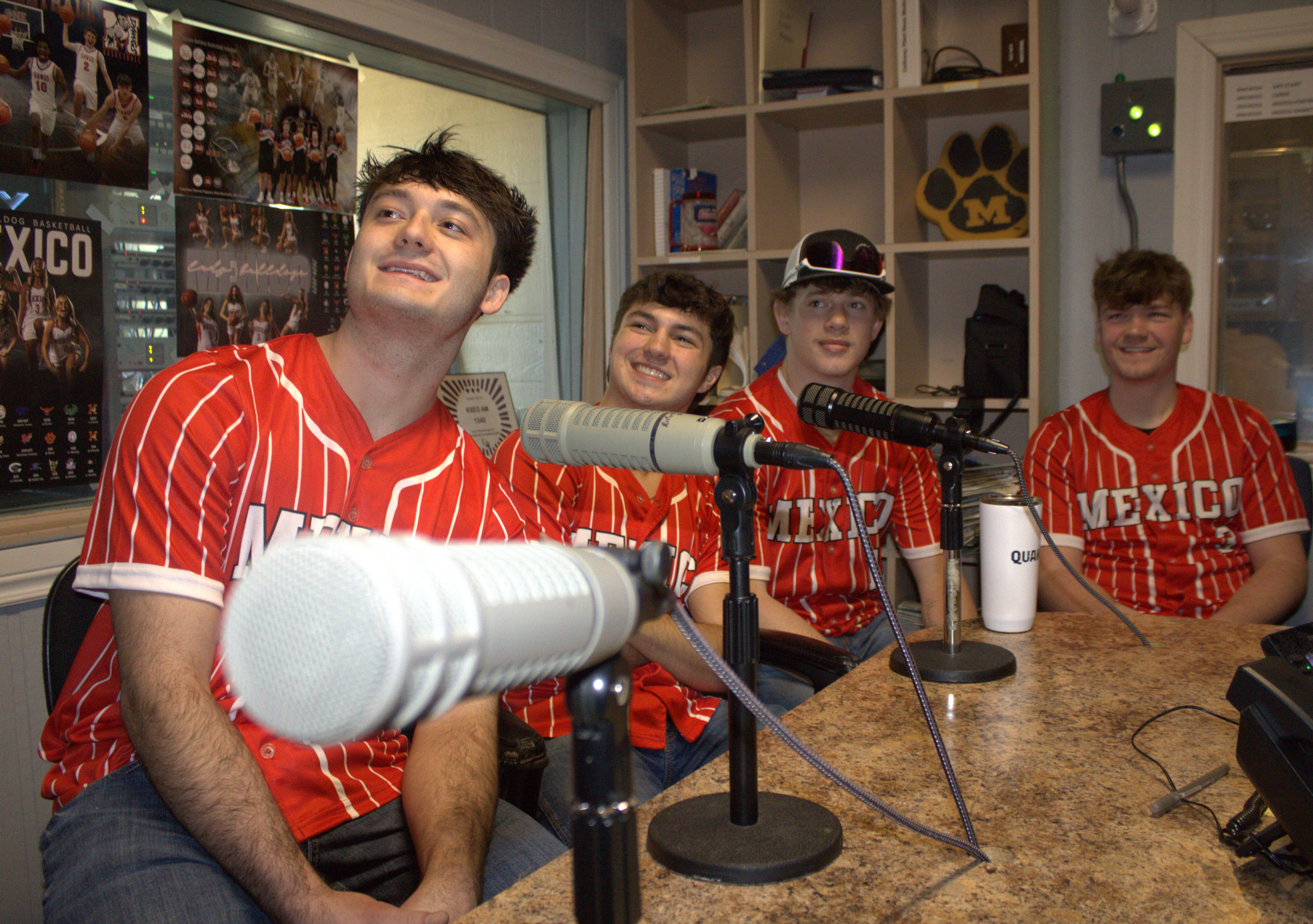 Mexico Baseball Players And North Callaway Boys Basketball Coach Matt Miller Join The Buzzer Beater
