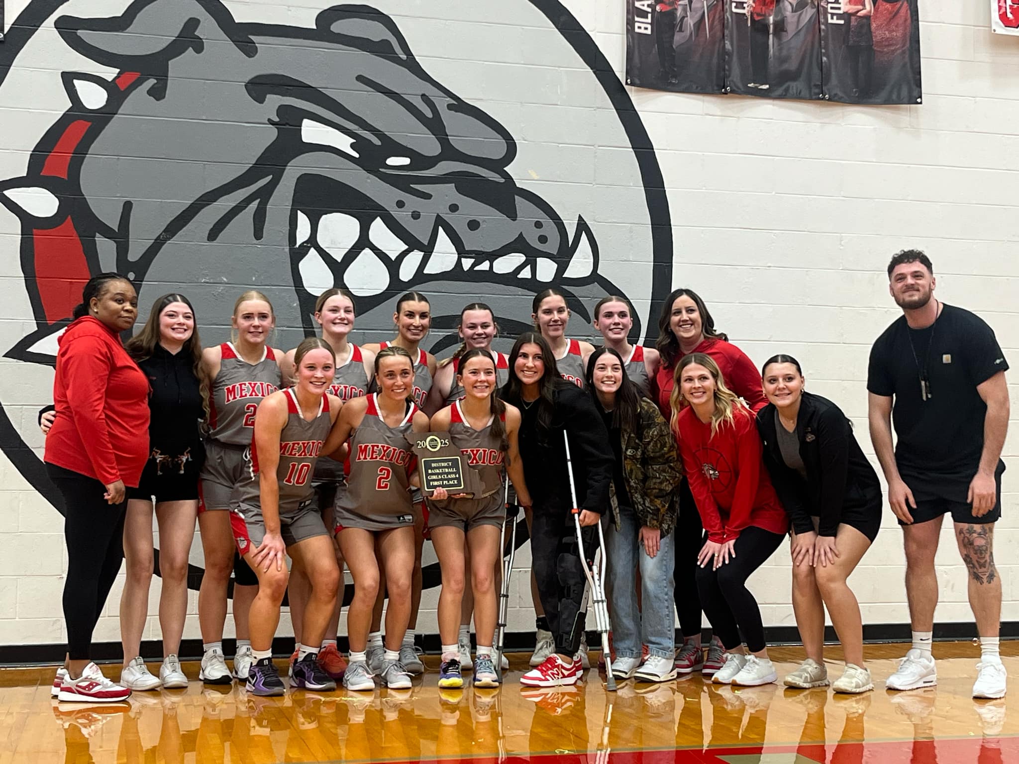 Mexico Lady Bulldogs Basketball Defeats Kirksville To Claim First District Championship Since 2006