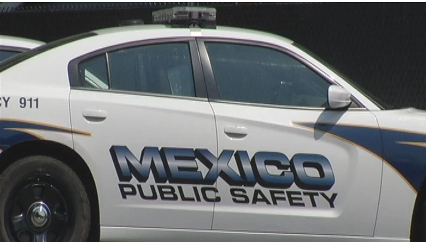 Two Hurt in Rollover Crash on South Clark Street