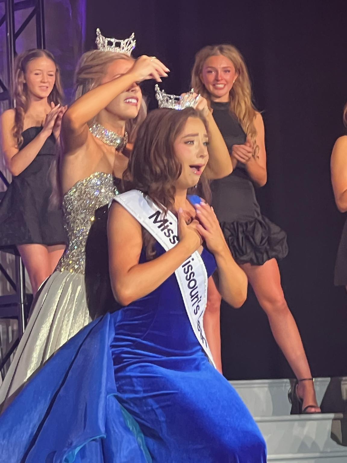 Hall crowned Miss Missouri Teen